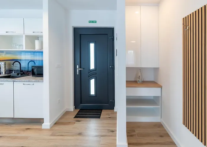 アパート Sea Heaven, Kanica *